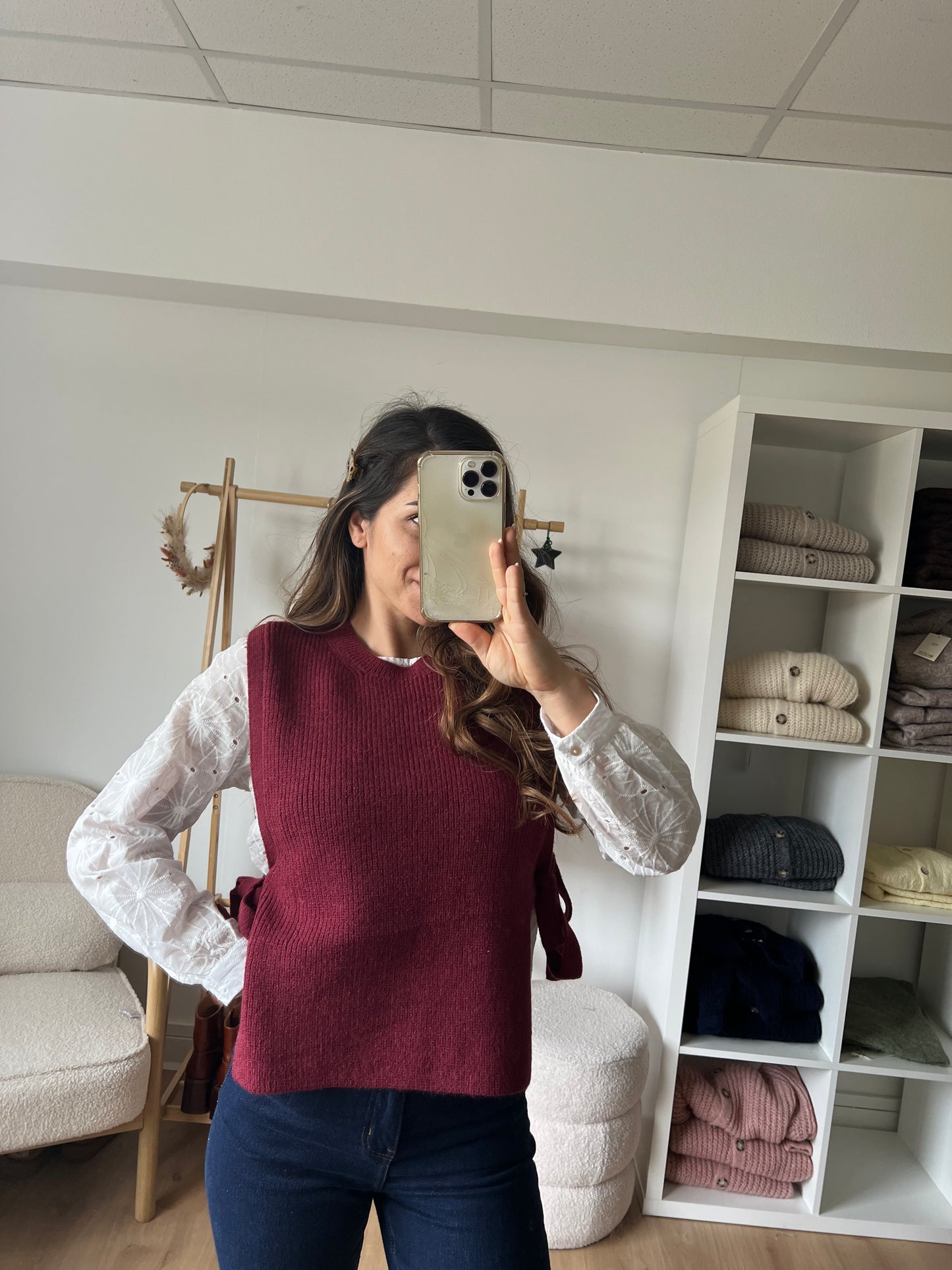 Pull sans manches à noeuds bordeaux Valentine