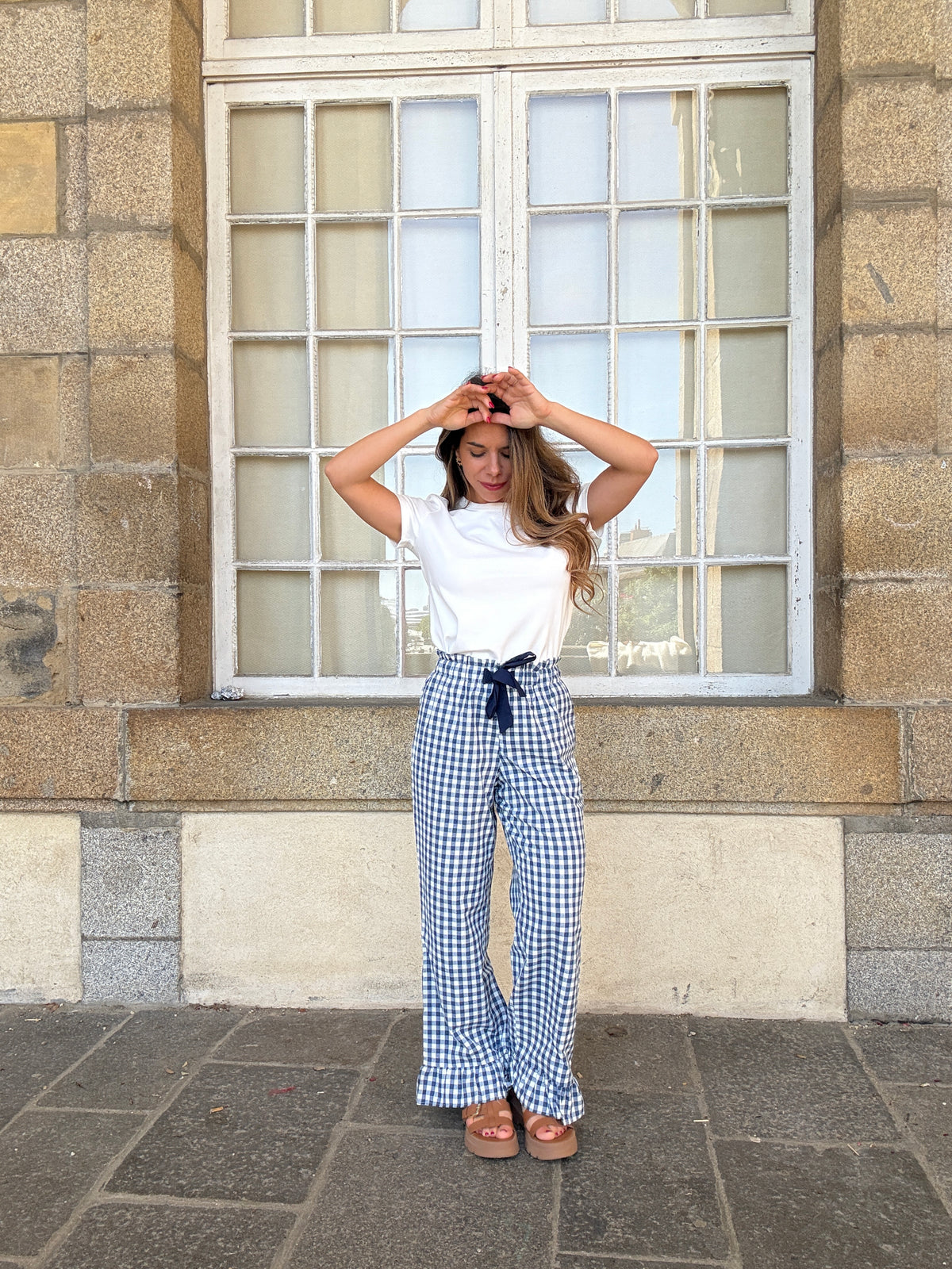 Pantalon fluide vichy à volants bleu marine Julia