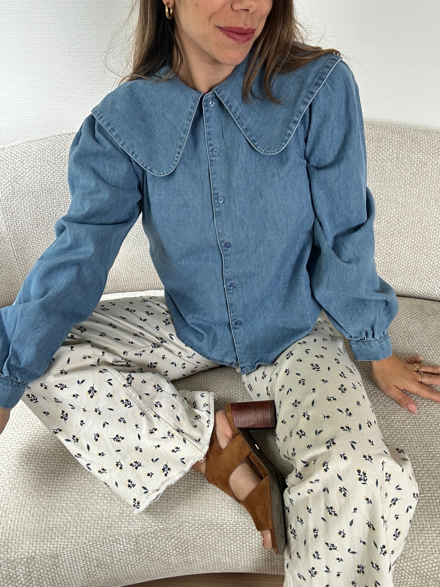 Blouse à col large denim clair Billie