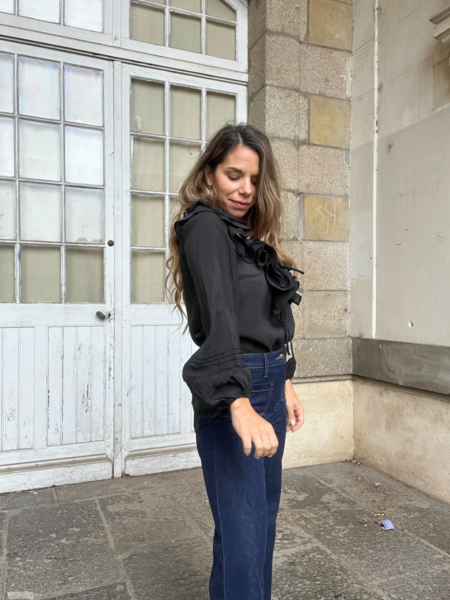 Blouse bohème volantée noire Hazel