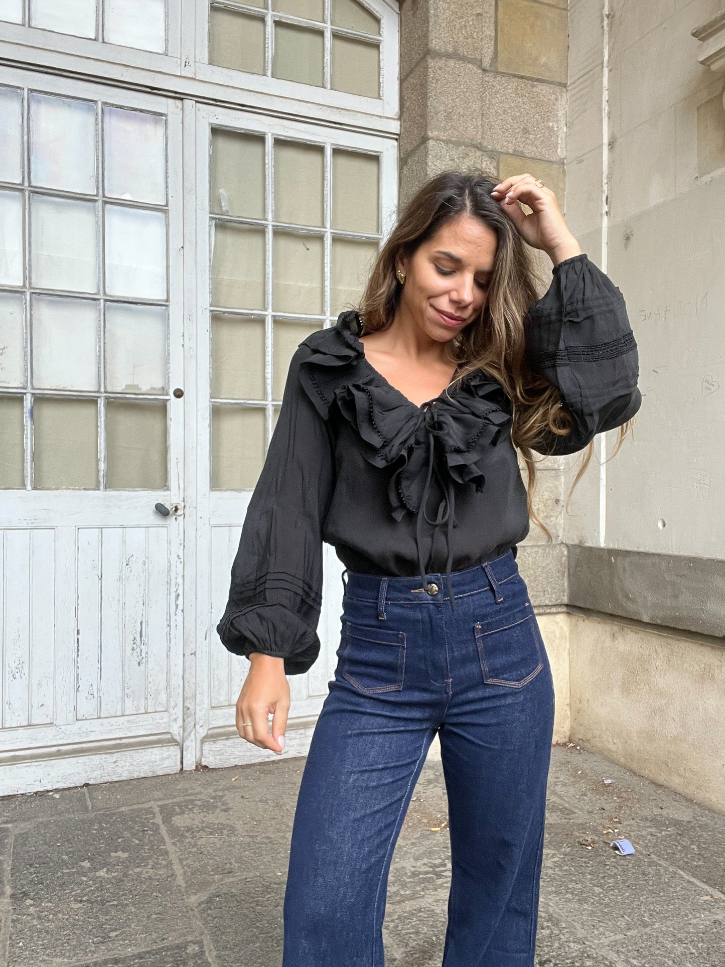 Blouse bohème volantée noire Hazel