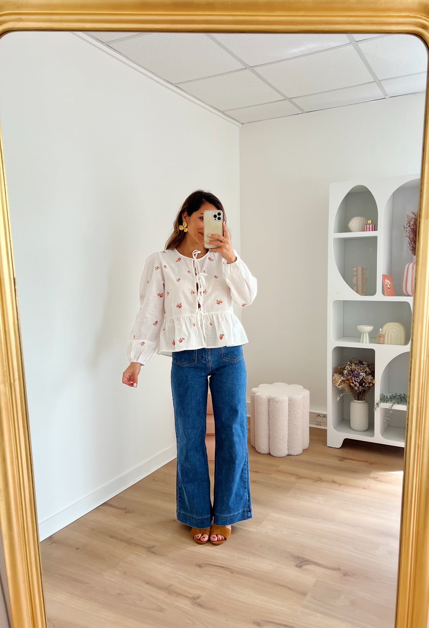 Blouse brodée à noeuds Silvia