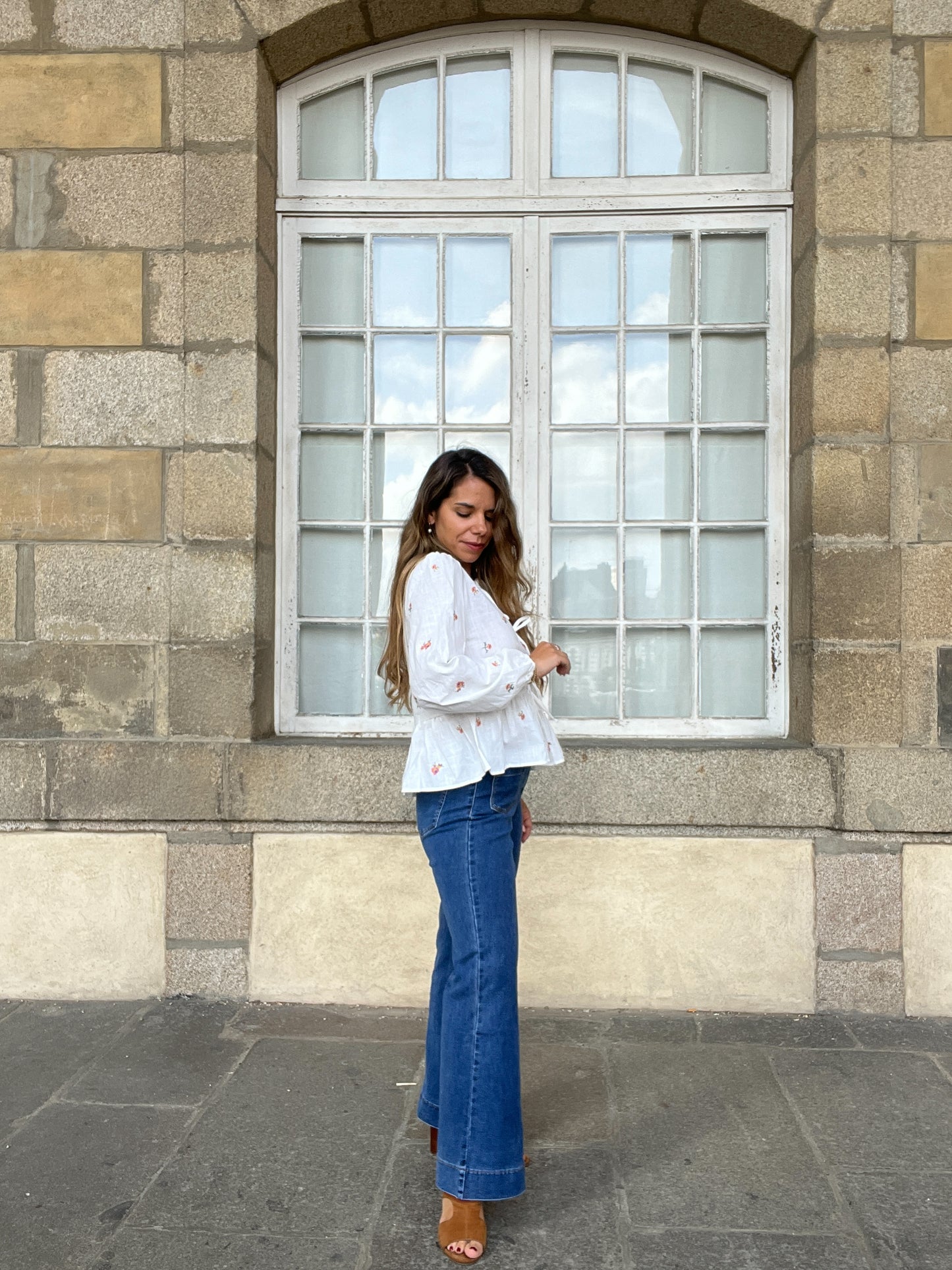 Blouse brodée à noeuds Silvia