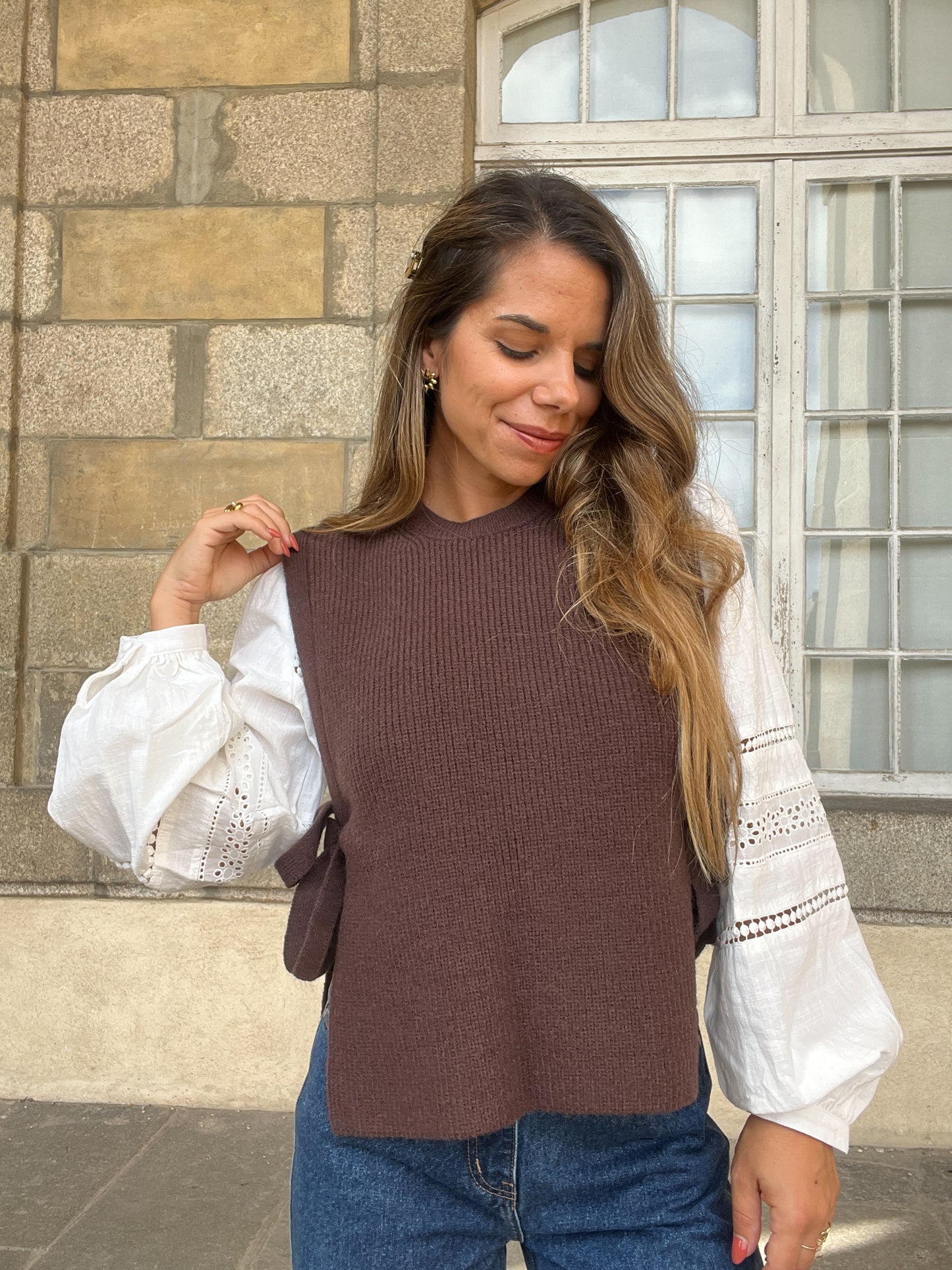 Pull sans manches à noeuds marron Valentine