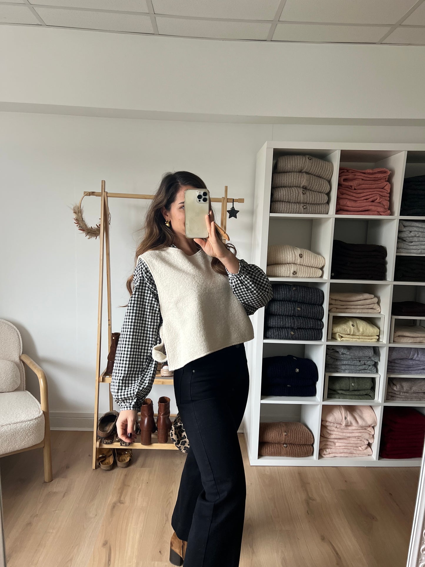 Pull sans manche avec nœuds Jeanne écru