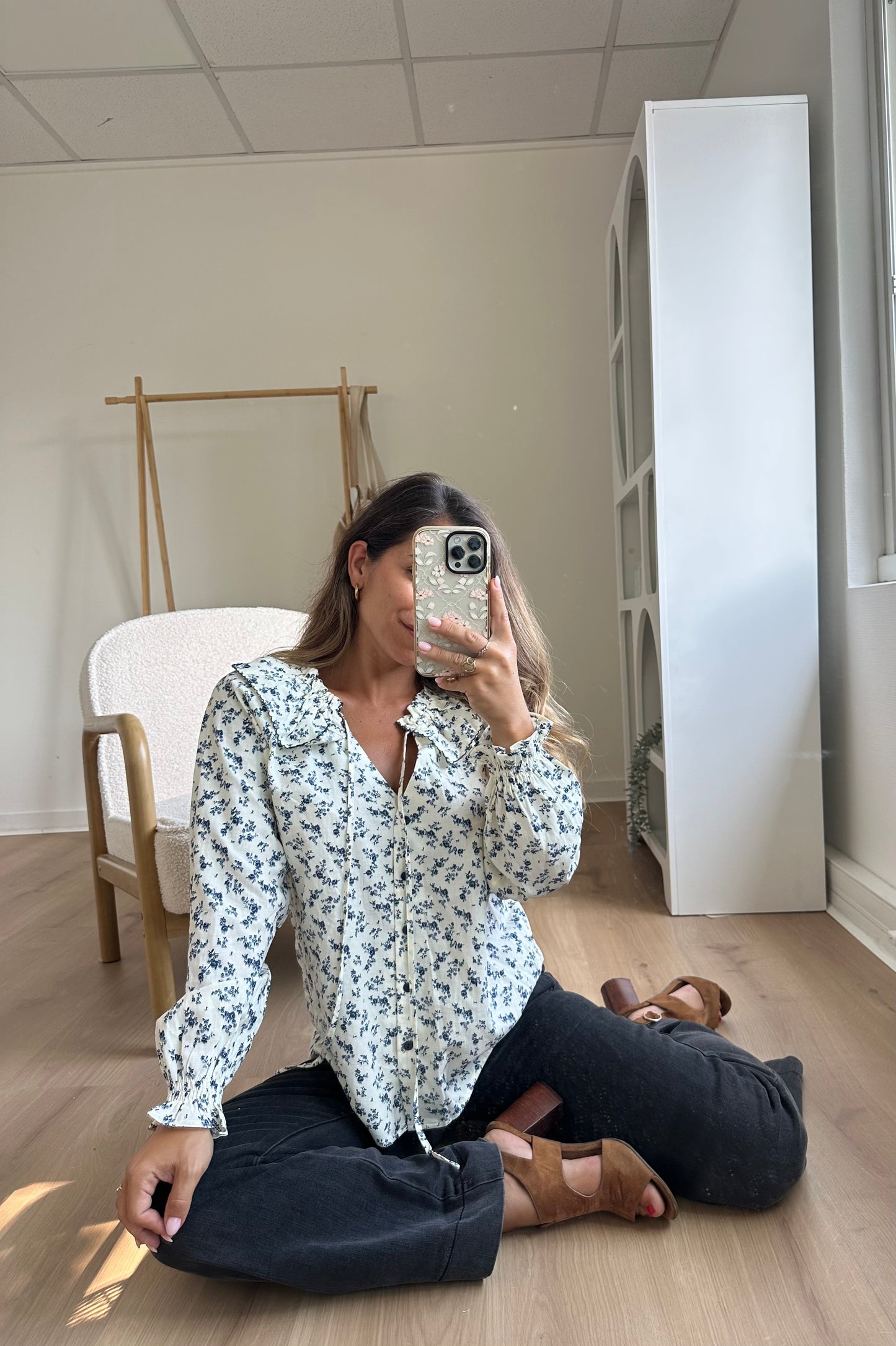 Blouse à col large fleurie Maria