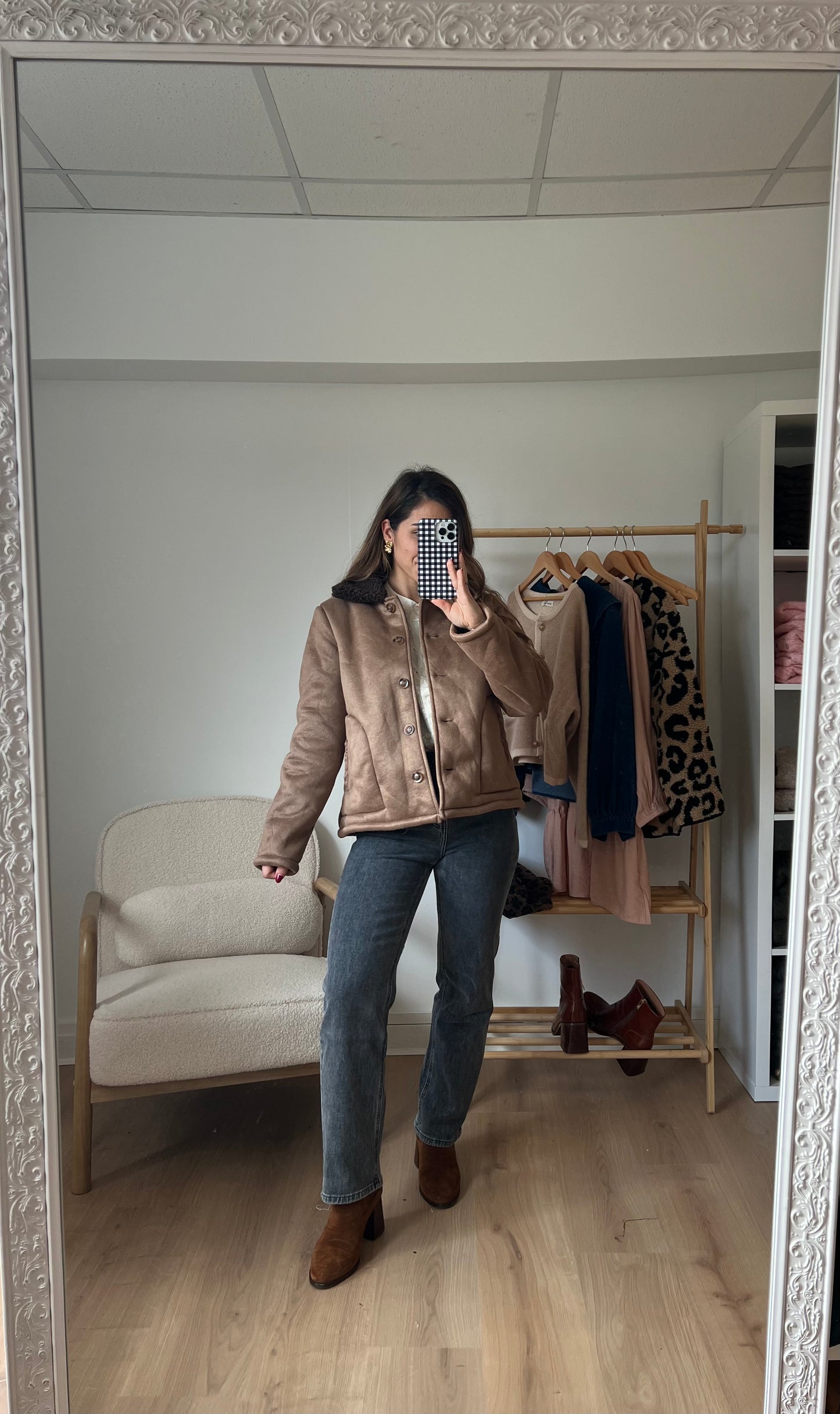 Manteau avec un col en moumoute chocolat Bérénice