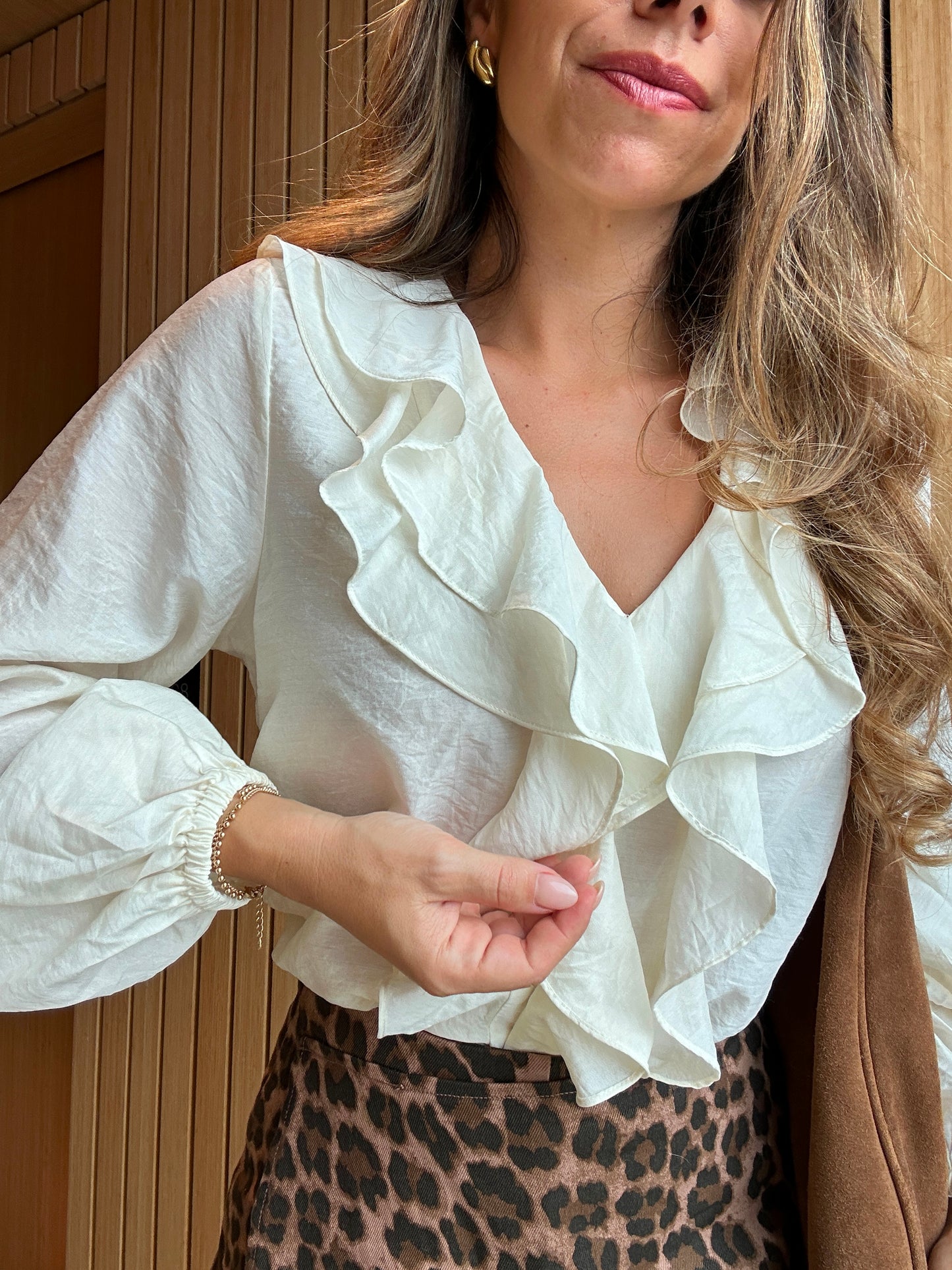 Blouse volantée écrue Adèle