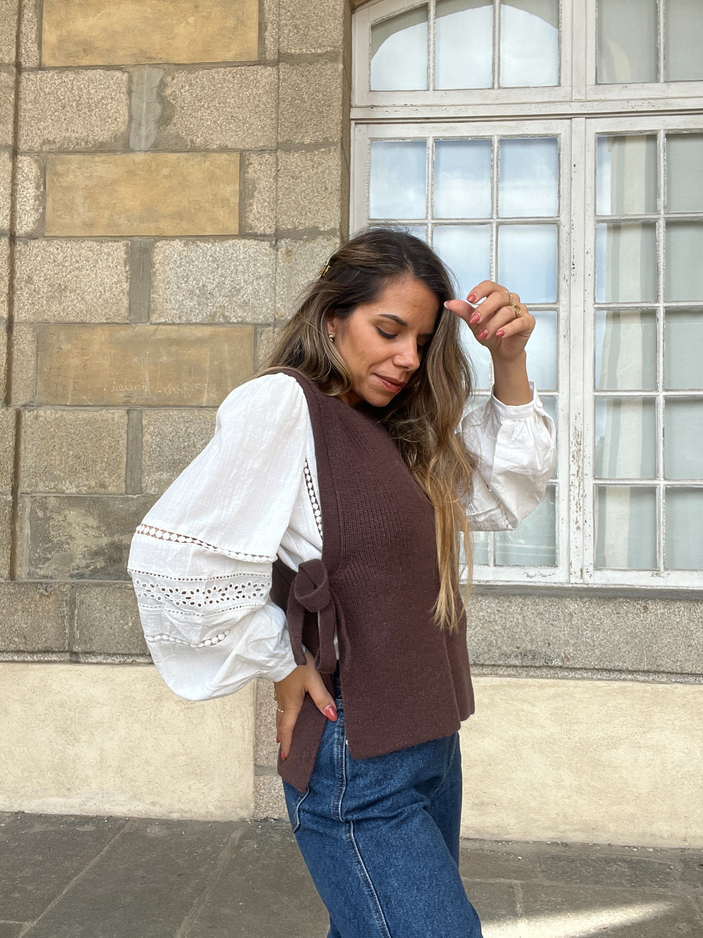 Pull sans manches à noeuds marron Valentine