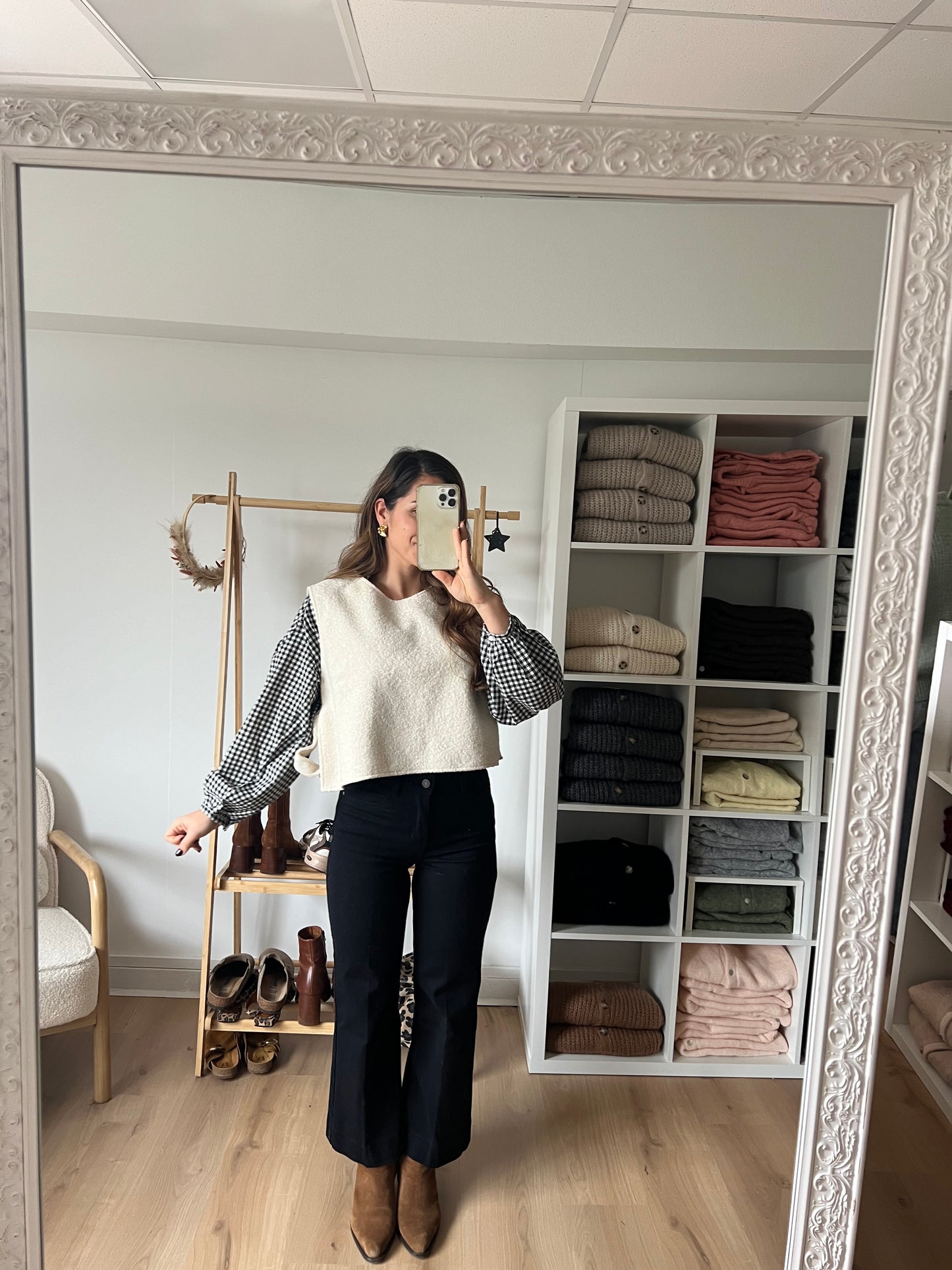 Pull sans manche avec nœuds Jeanne écru