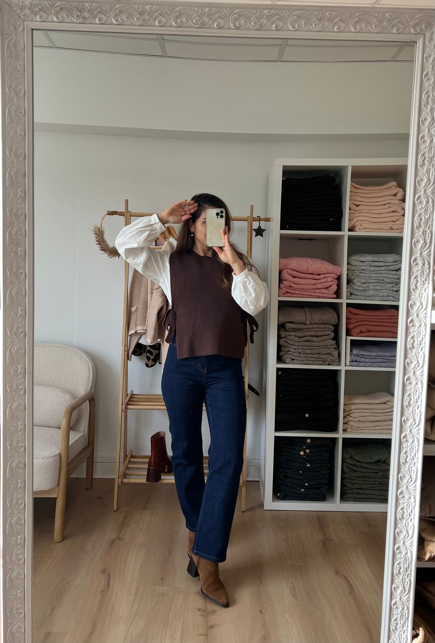 Pull sans manches à noeuds marron Valentine