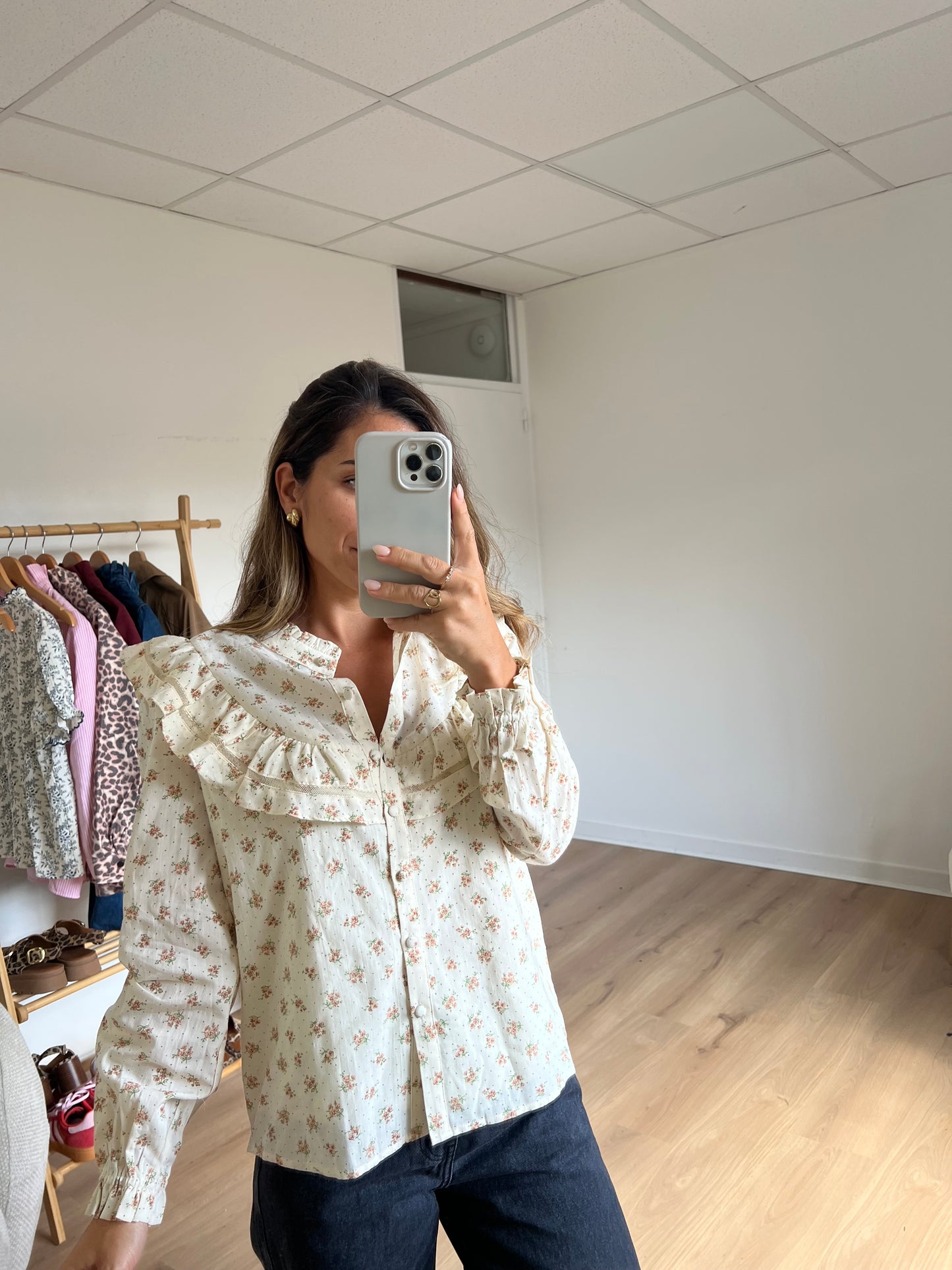 Blouse fleurie à col large Violette
