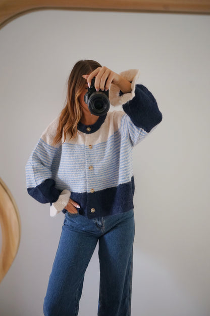 Cardigan Marisol blanc rayé bleu marine