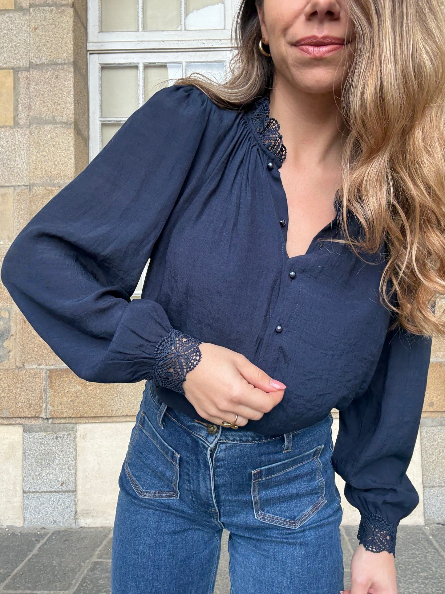 Blouse brodée bleue marine Maïwenn