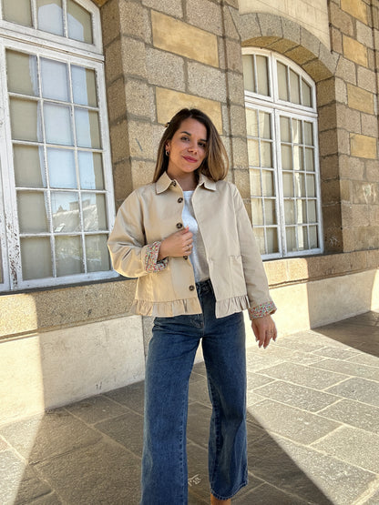 Veste trench liberty en coton beige Hortense à volants