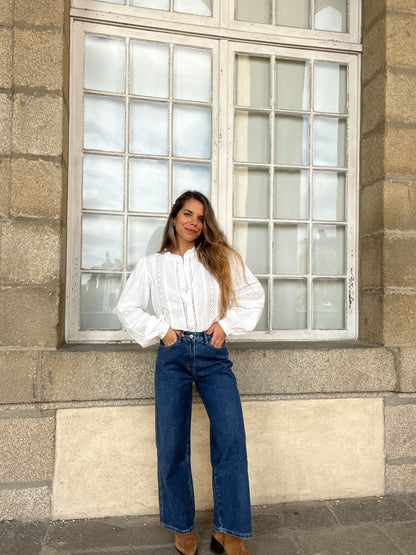 Blouse blanche avec des broderies Colombe