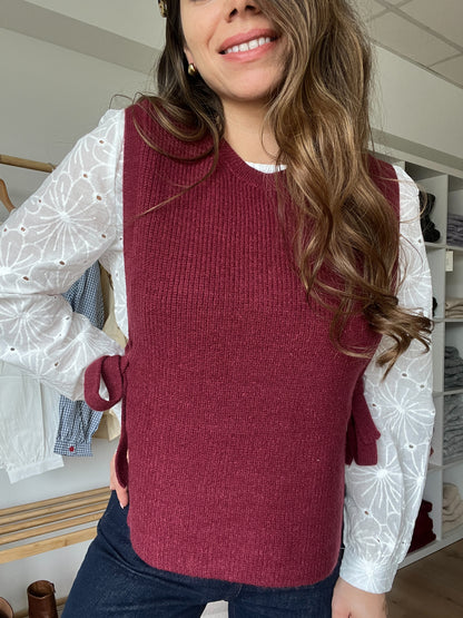 Pull sans manches à noeuds bordeaux Valentine