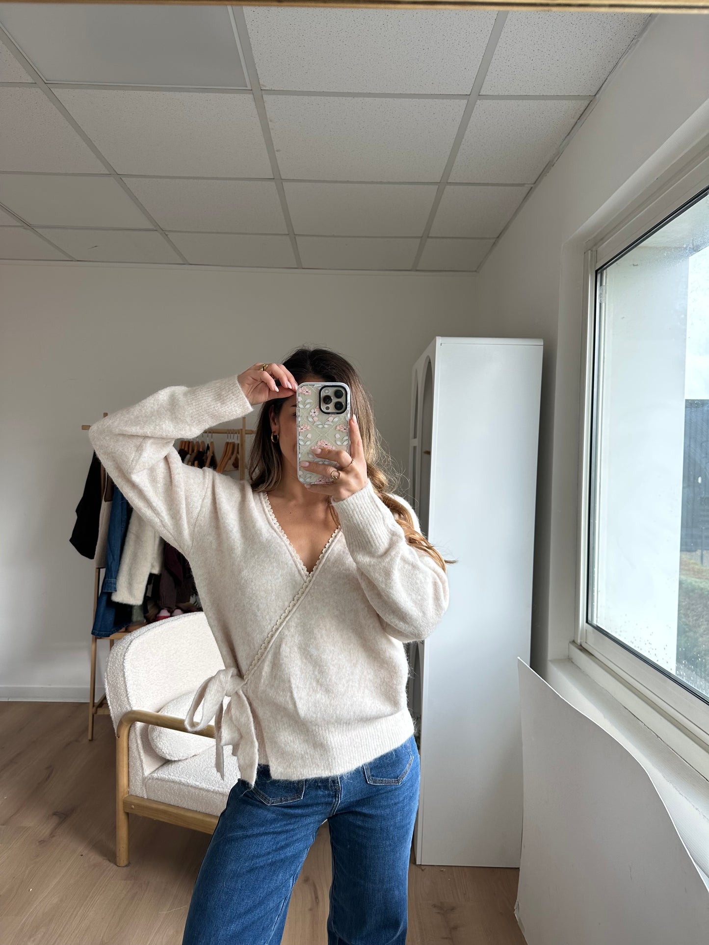 Cardigan à noeud Chloé beige