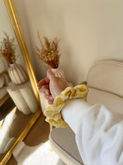 Chouchou en coton vichy jaune