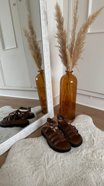 Sandales plates chocolat Amalia