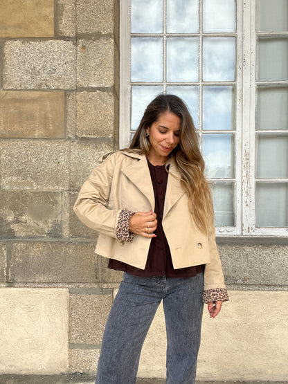 Trench court Camille léopard