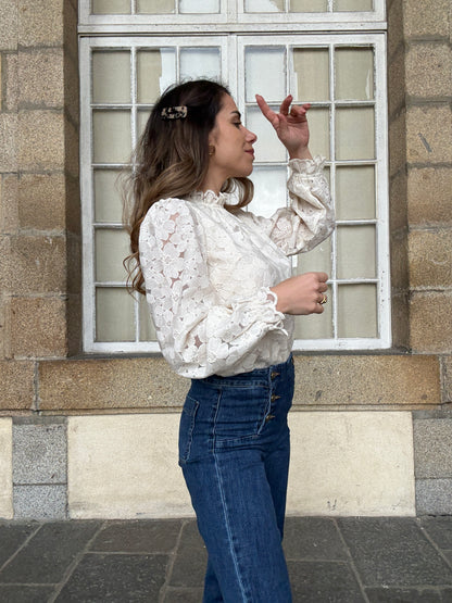 Blouse en dentelle écrue Alma