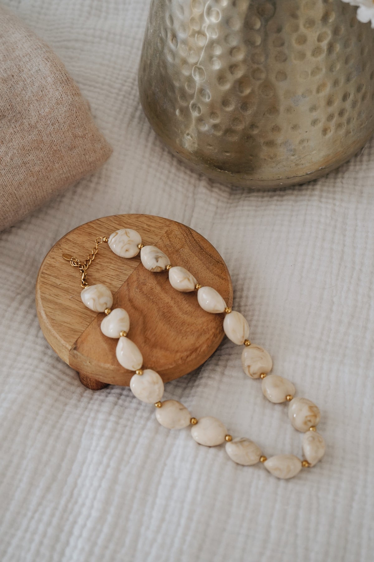 Collier perle beige nacré