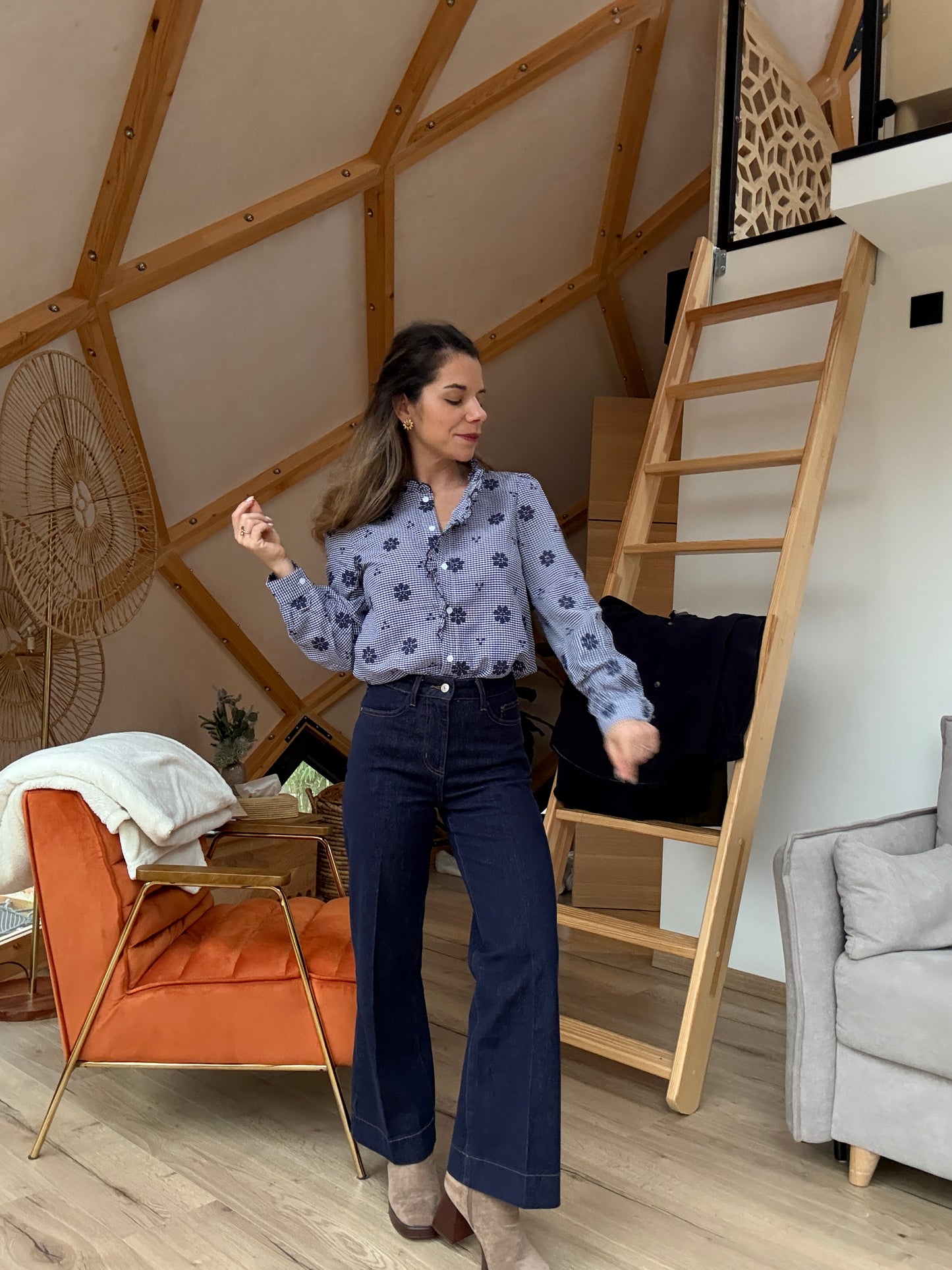 Blouse brodée marine Elsa
