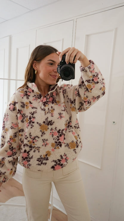 Pull moumoute fleurie Gina