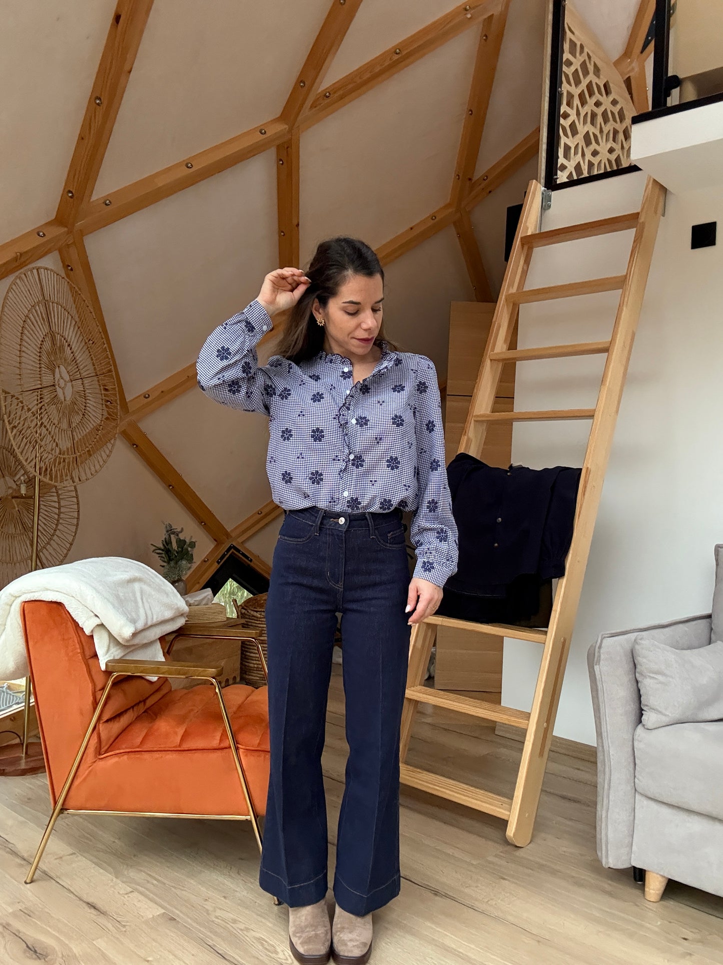 Blouse brodée marine Elsa