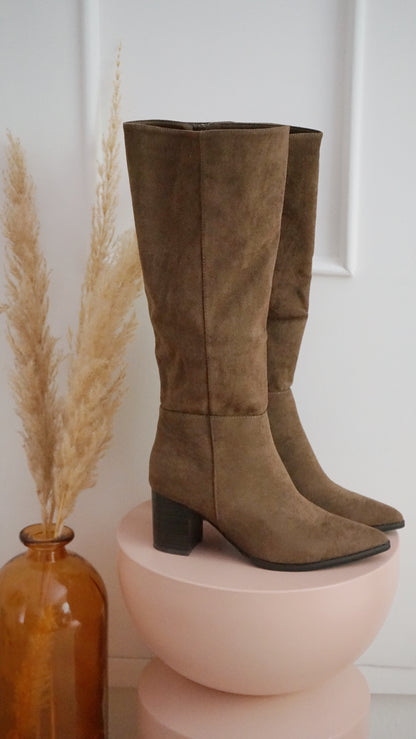 Bottes en suédine Léane taupe