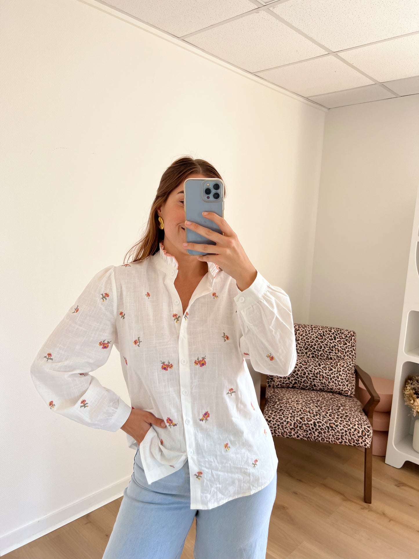 Chemise écrue à fleurs brodée Esmée