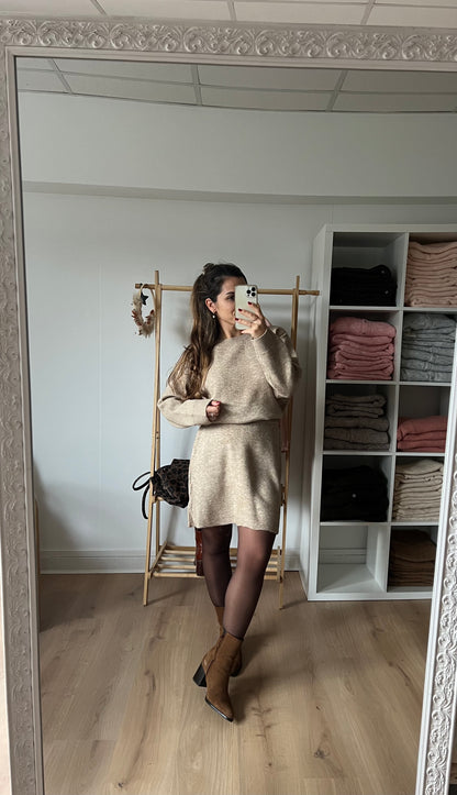 Robe Edith beige (Ensemble Jupe et Pull)