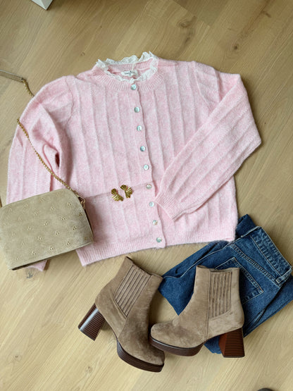 Cardigan Lola baby rose à col dentelle