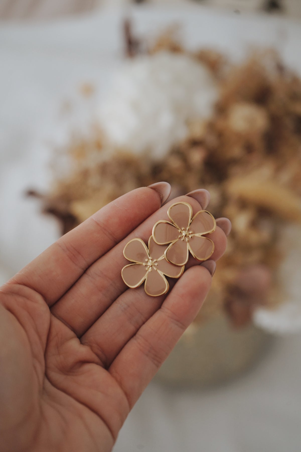 Boucles d'oreille Bloomie beige