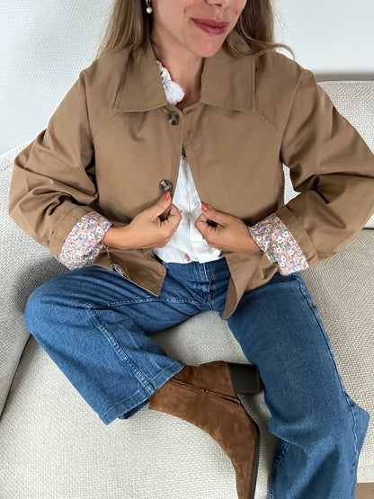 Veste trench Edith à fleurs camel