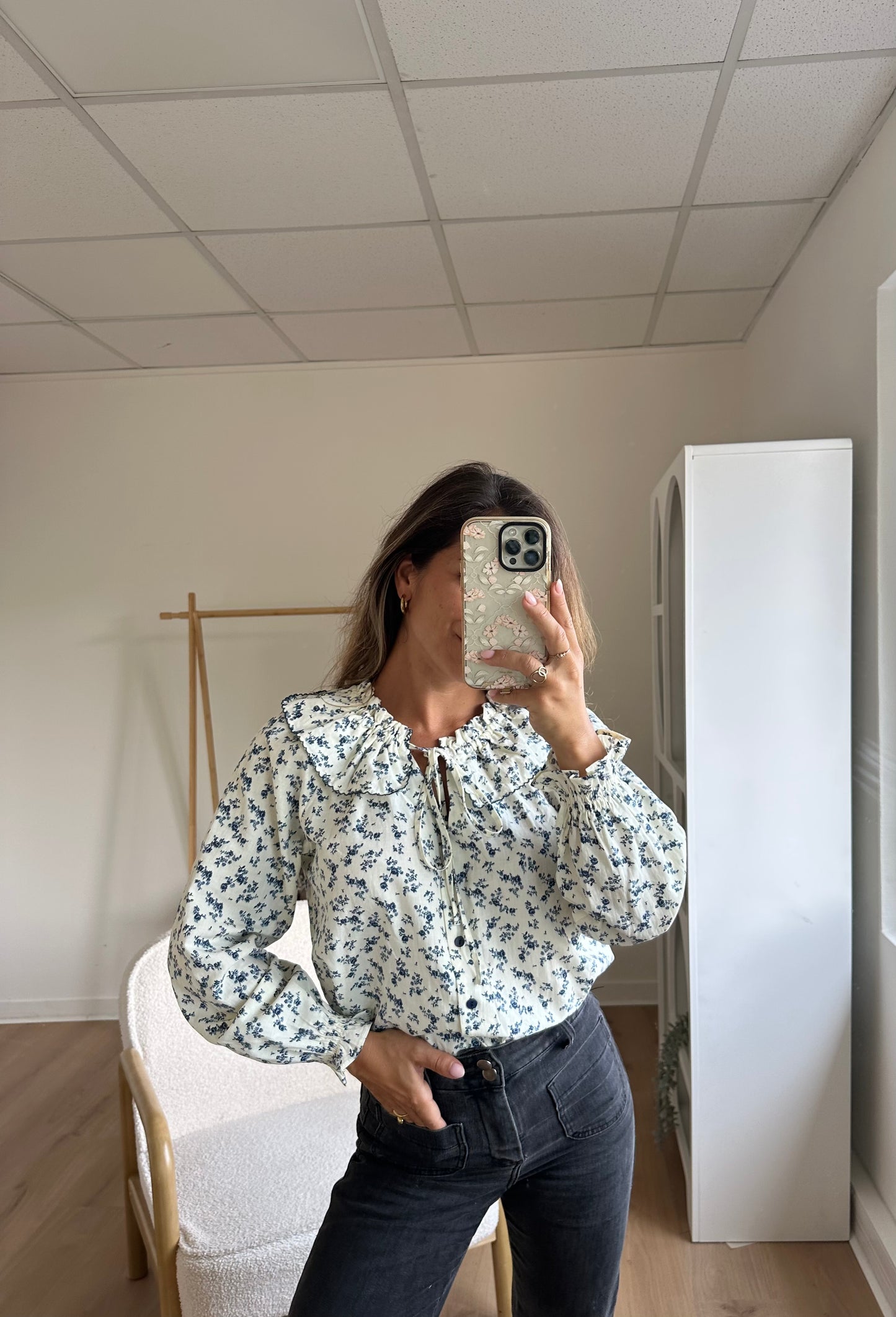 Blouse à col large fleurie Maria