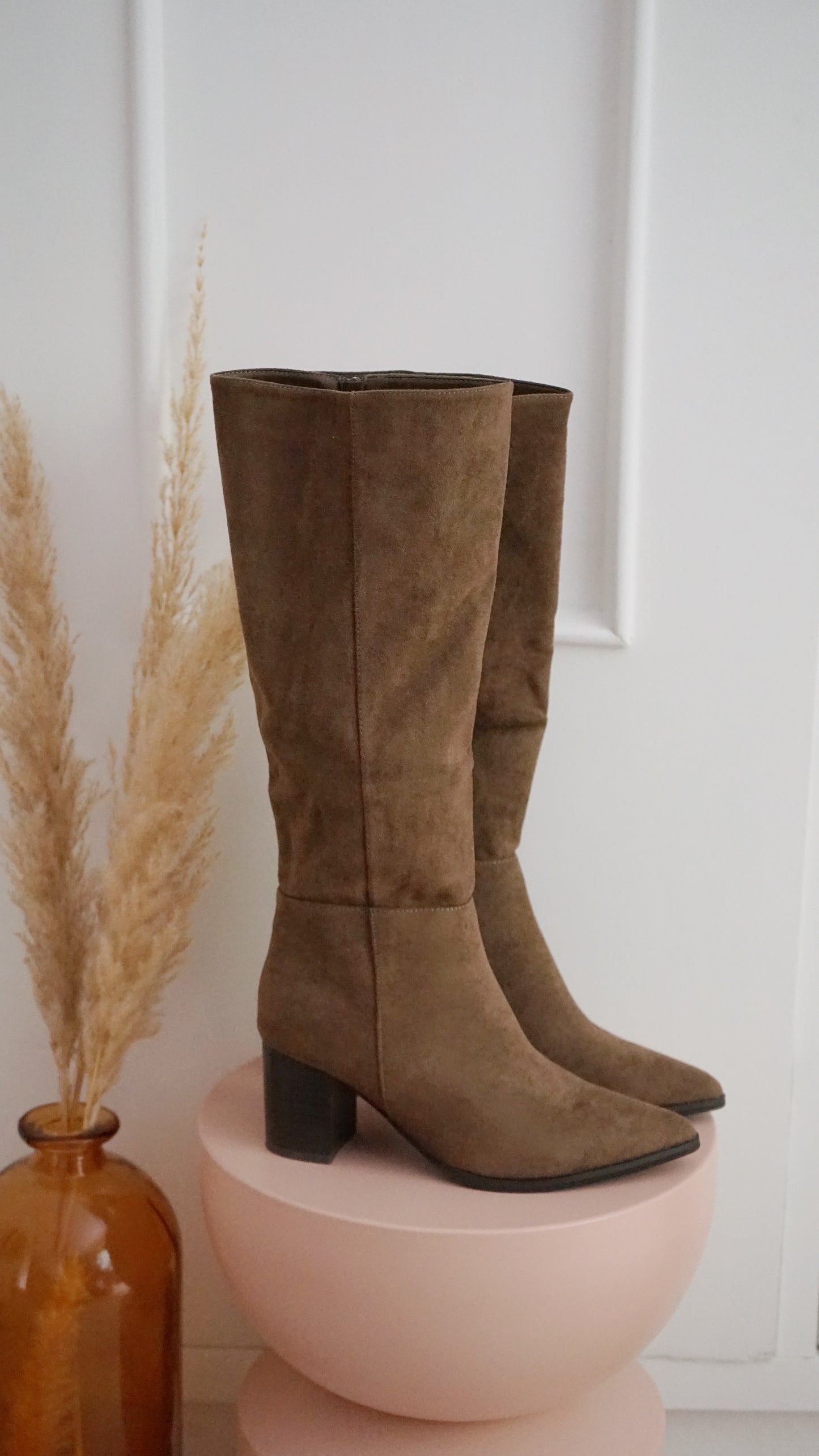 Bottes en suédine Léane taupe