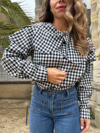 Blouse Vichy avec un grand col Sixtine bleu marine