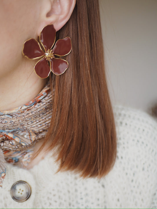 Boucles d'oreille Magnolia bordeaux