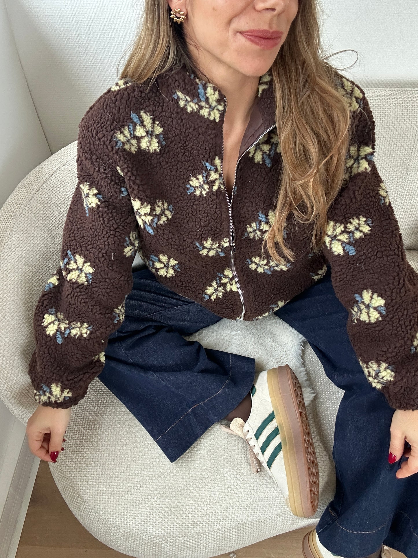 Veste moumoute fleurie chocolat Eva