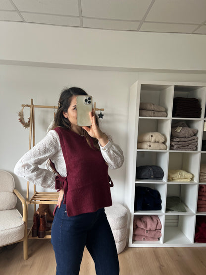 Pull sans manches à noeuds bordeaux Valentine