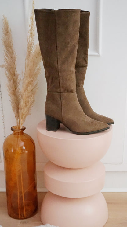 Bottes en suédine Léane taupe