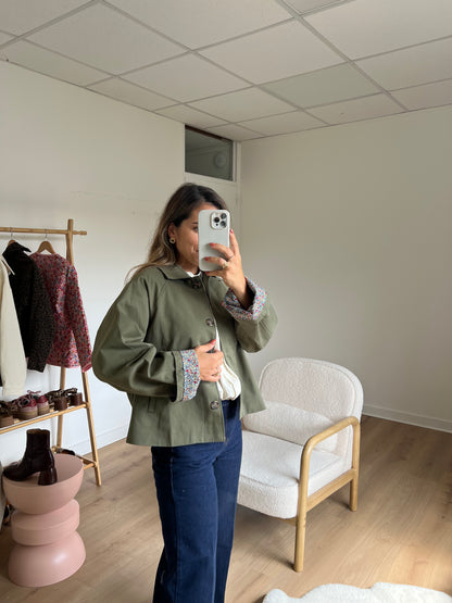 Veste trench Edith à fleurs kaki