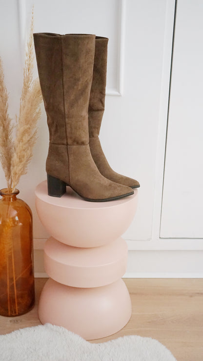 Bottes en suédine Léane taupe