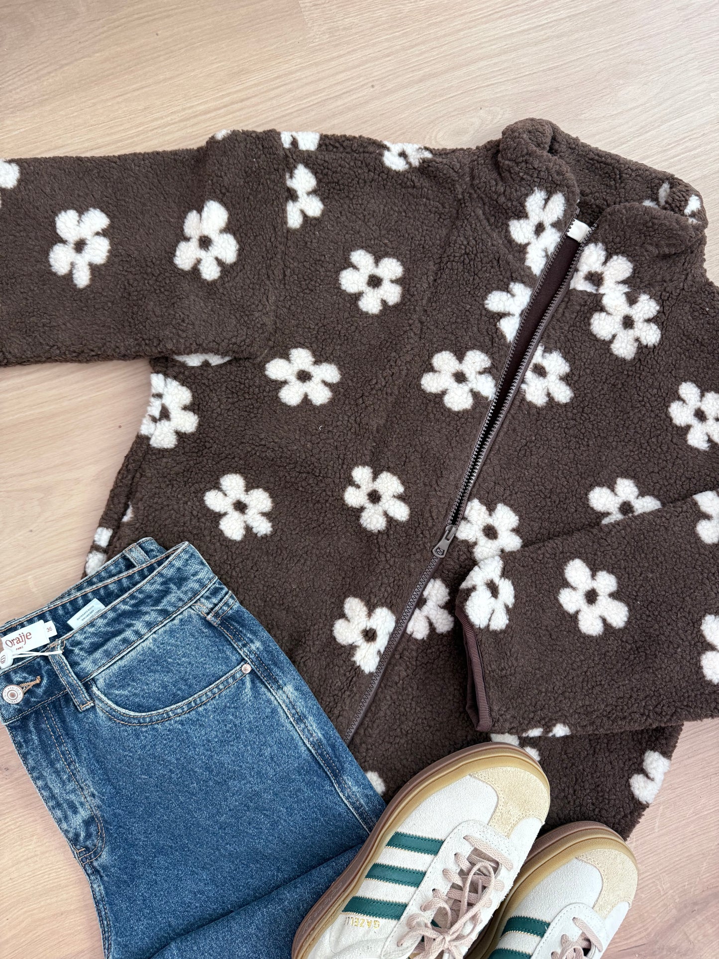 Veste moumoute fleurie chocolat Paula