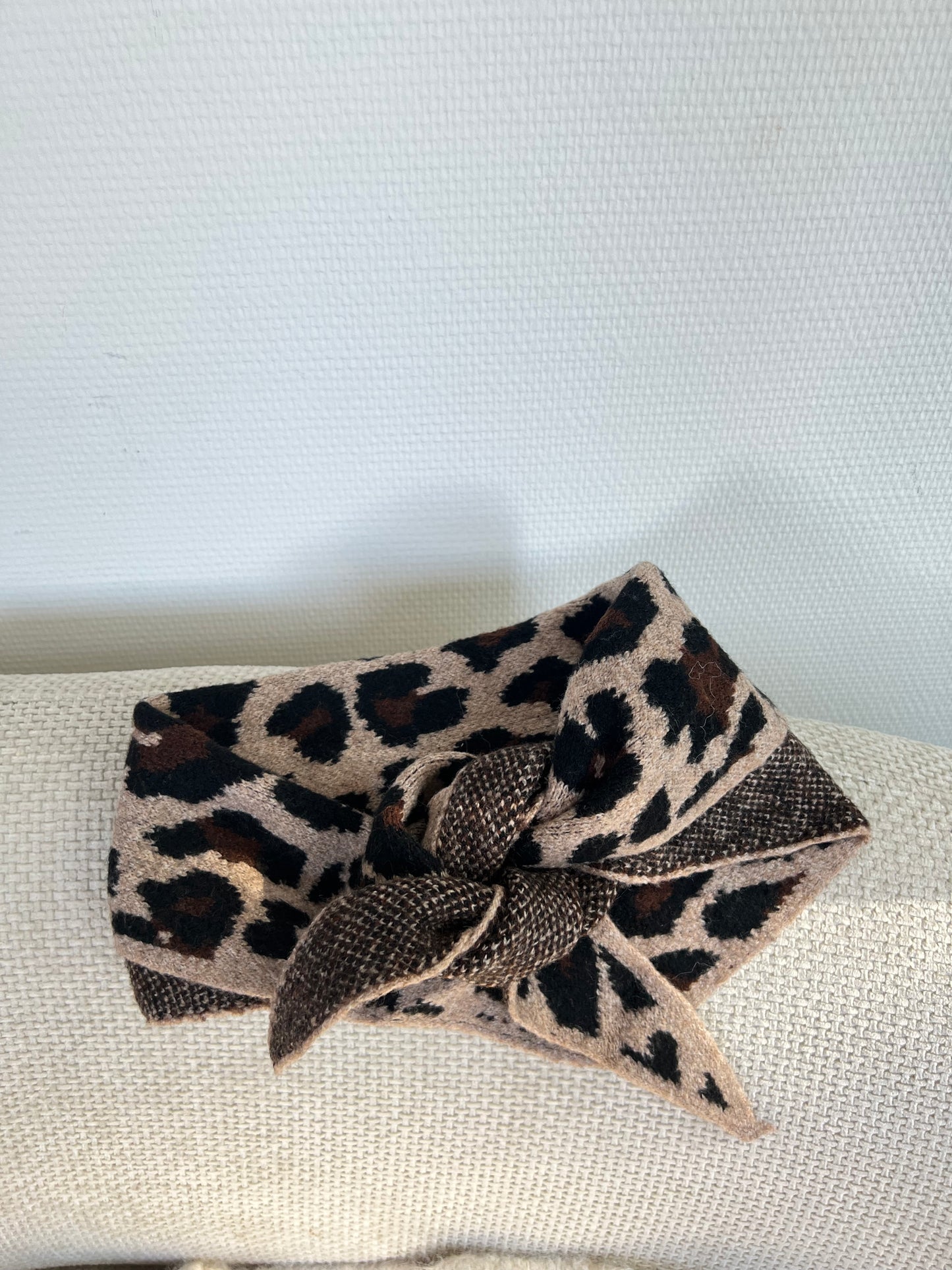 Bandana en laine léopard