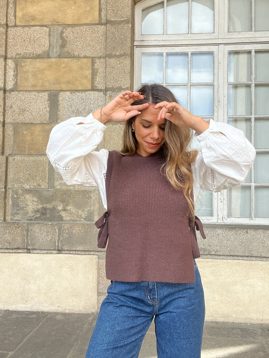 Pull sans manches à noeuds marron Valentine