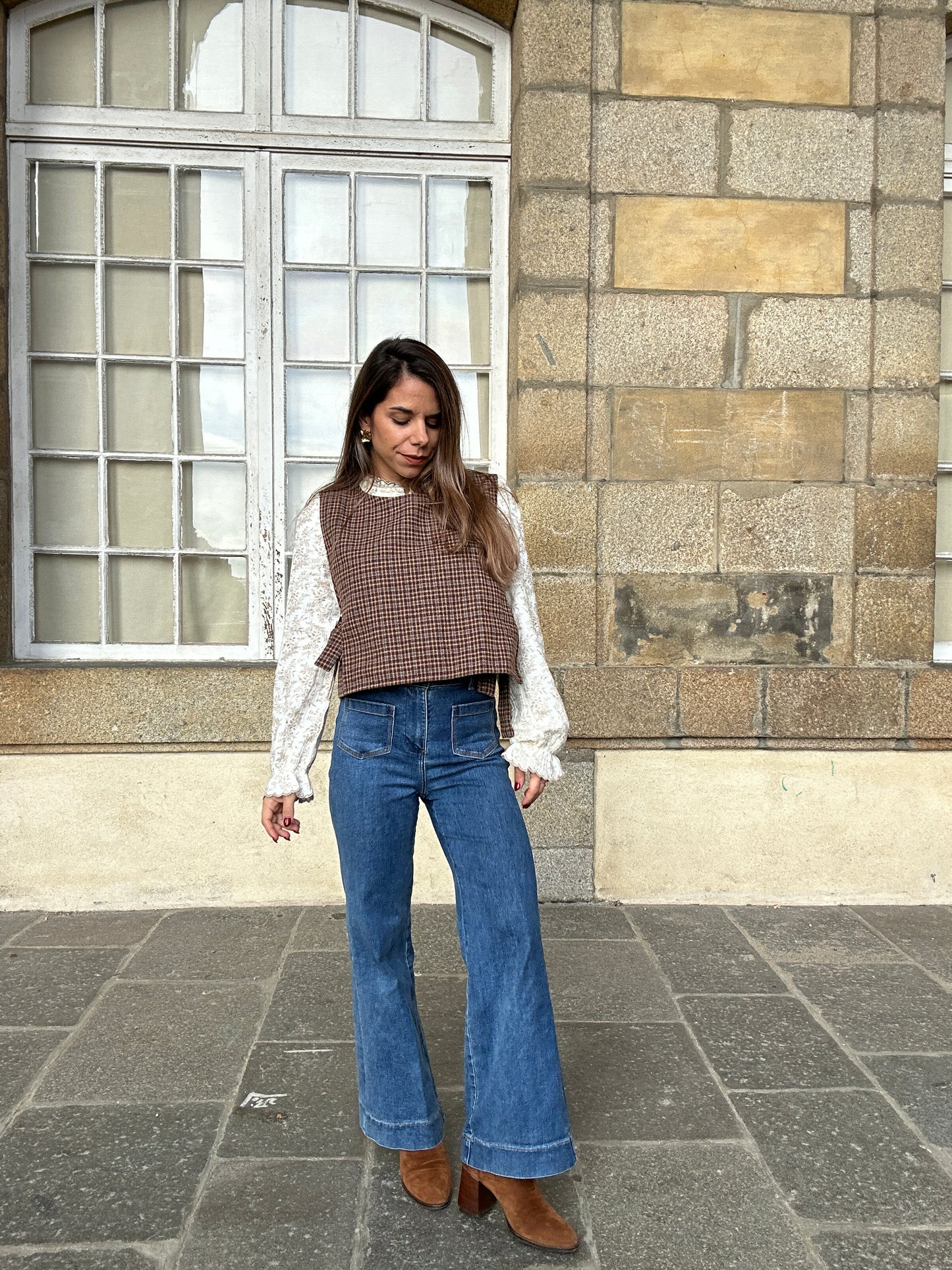 Pull fin sans manche avec nœuds à carreaux Armance