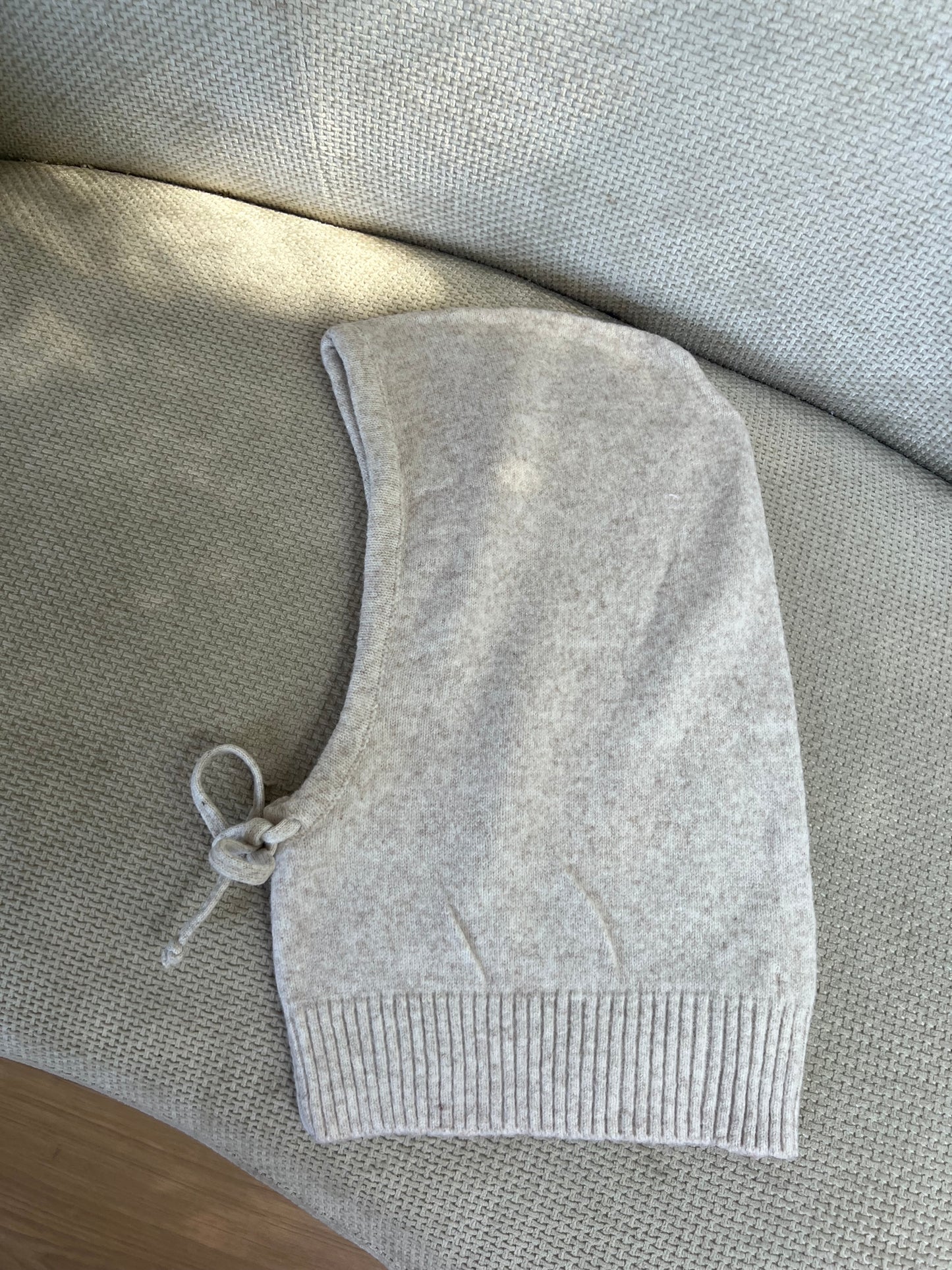 Cagoule léopard en laine et cachemire beige